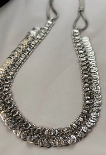 laality-uk-silver-necklace-indian-accessories
